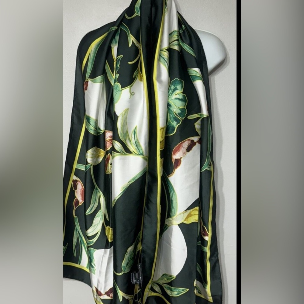 NWT: White House Black Market Autumn Leaves Oblong Scarf
